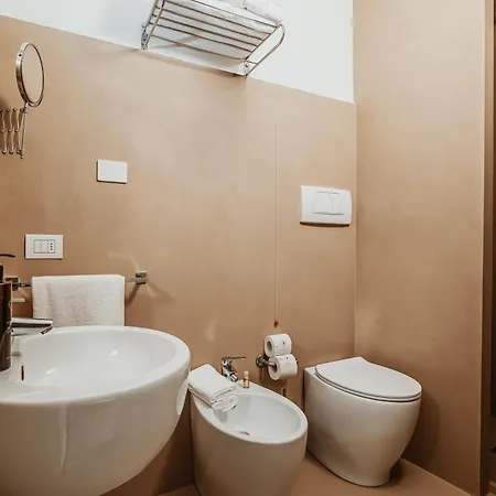 Palazzo Flora Penzion 3*