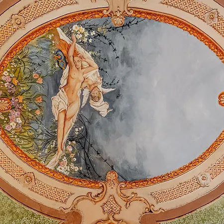 Palazzo Flora 3*