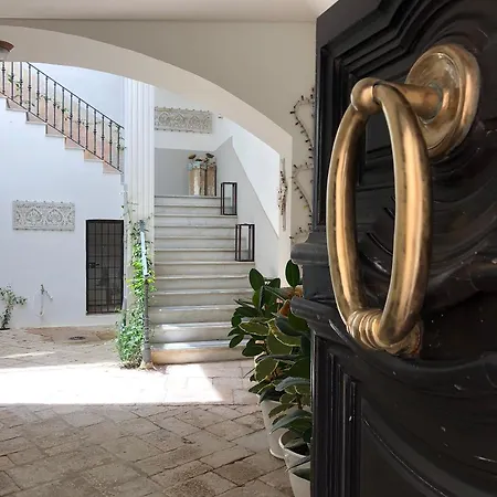 Palazzo Flora 3*