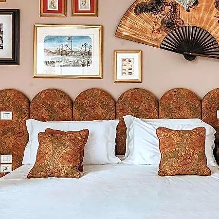 Guest house Palazzo Flora 4*