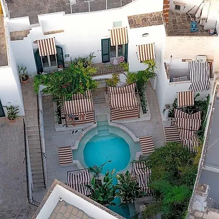 Palazzo Flora Guest house