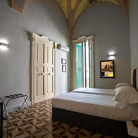 Palazzo Flora 4*