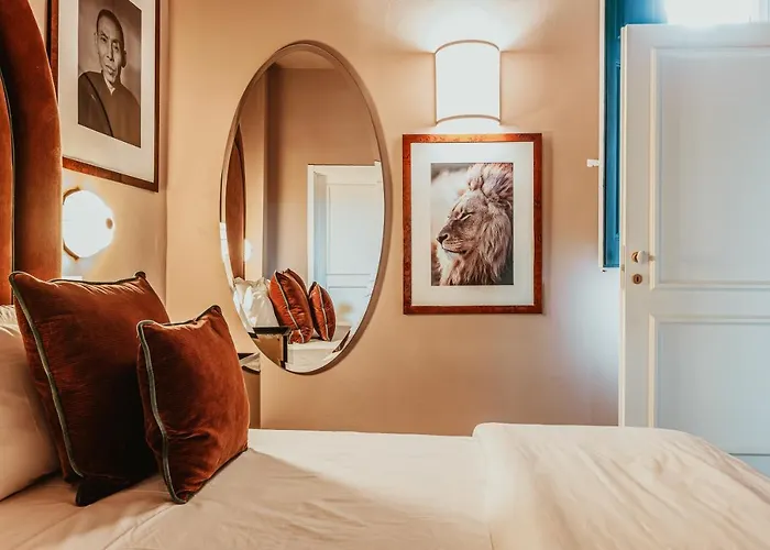 Palazzo Flora Guest house 4*